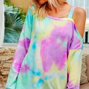 Cold shoulder tye dye